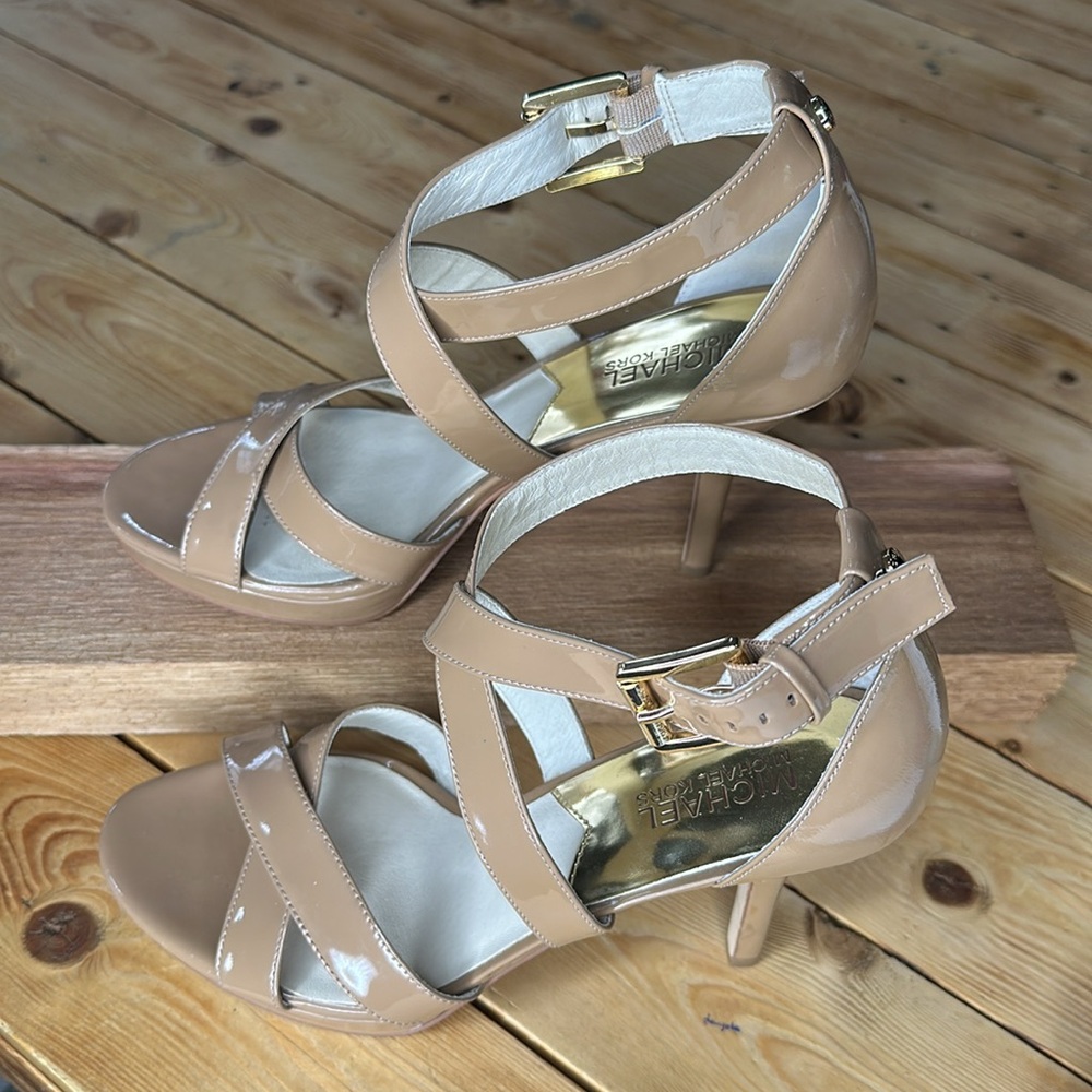 Michael Kors Women's Platform Sandal Sz8 Tan Strappy Heels - Picture 2 of 9